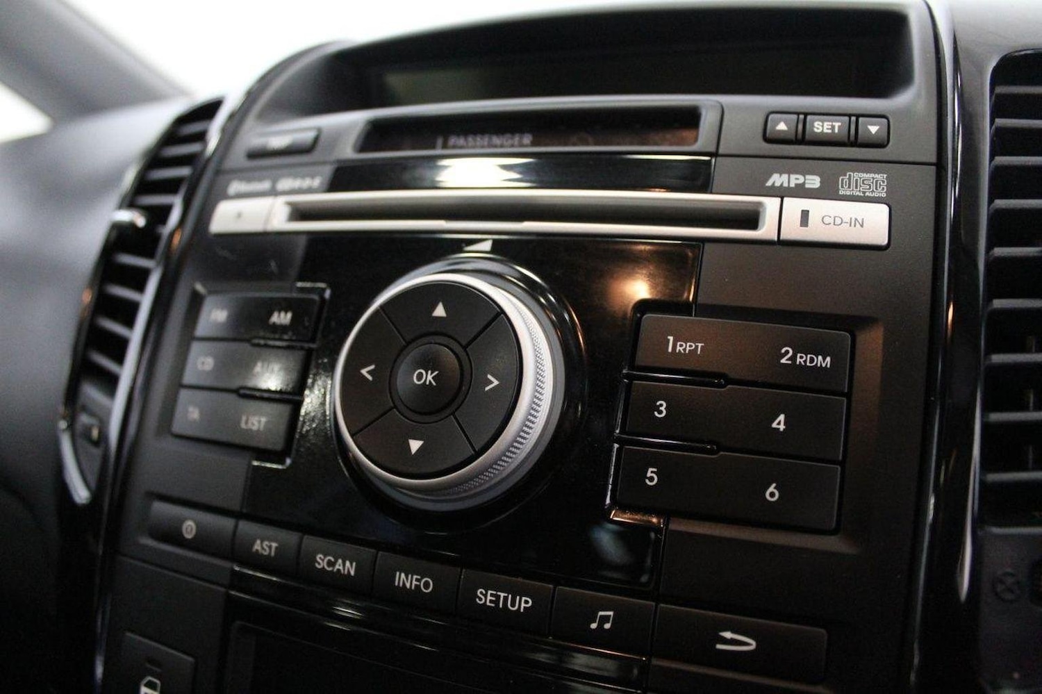 Used Kia Venga 2011 for sale - 76246186: Photo 39