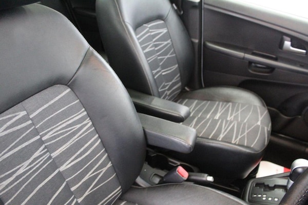 Used Kia Venga 2011 for sale - 76246186: Photo 42