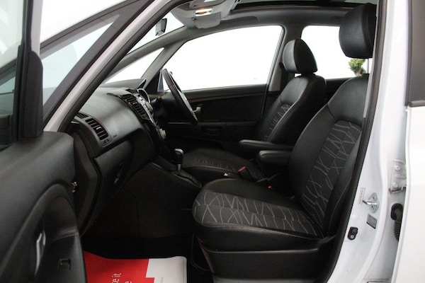 Used Kia Venga 2011 for sale - 76246186: Photo 49