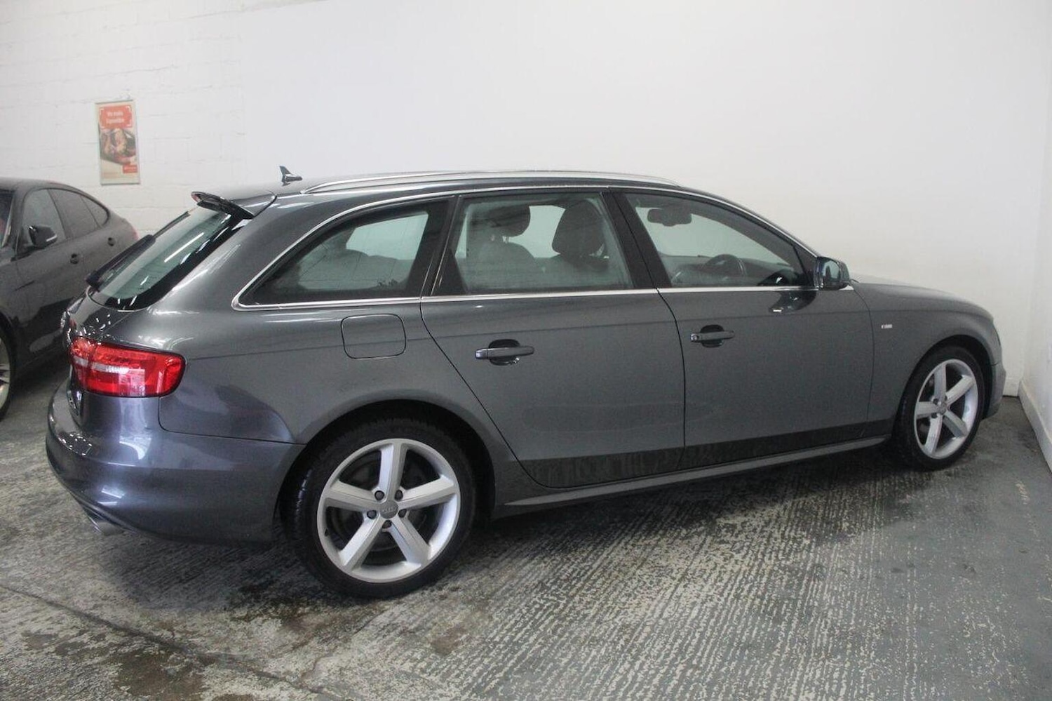 Used Audi A4 2012 for sale - 77937911: Photo 11