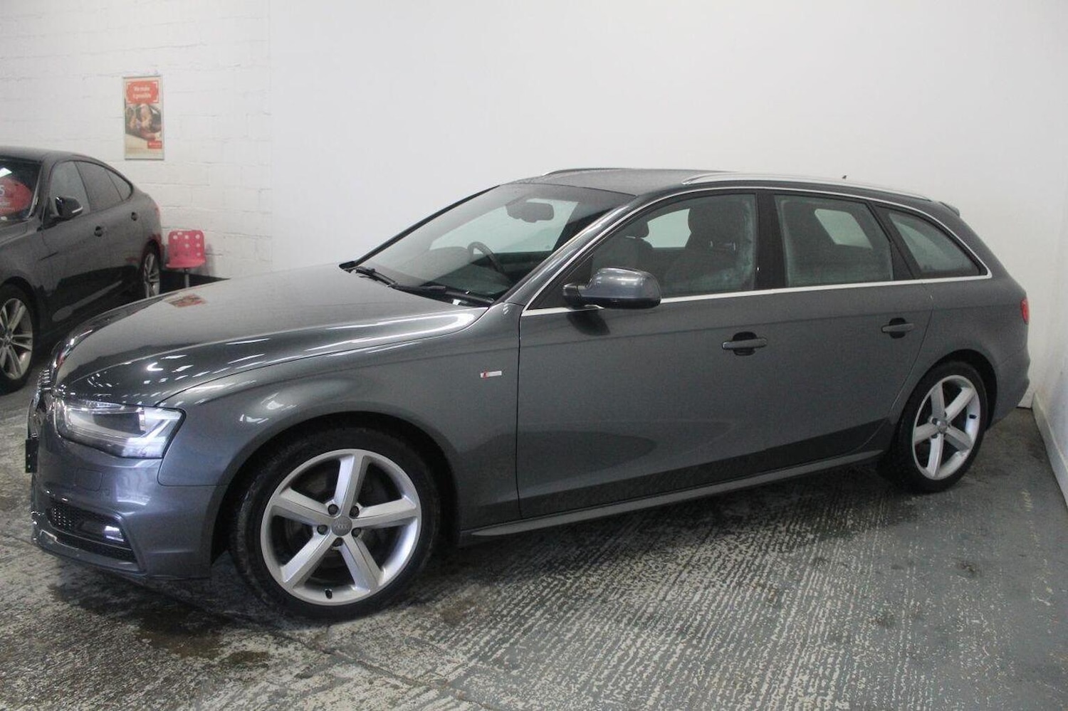 Used Audi A4 2012 for sale - 77937911: Photo 5