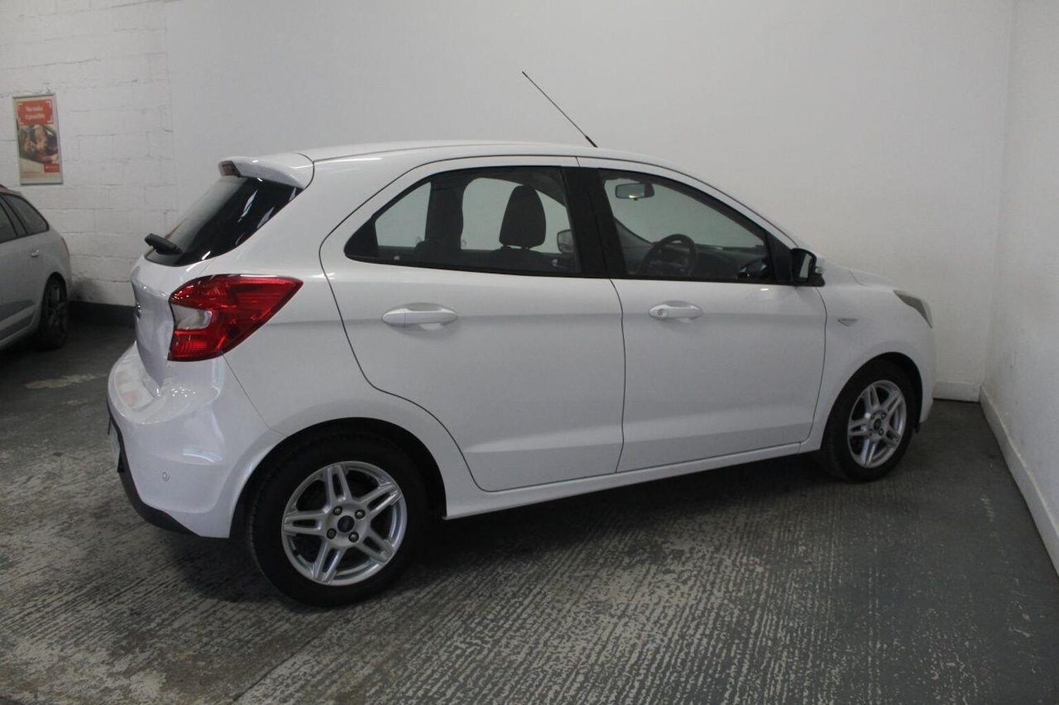 Used Ford Ka+ 2017 for sale - 77937787: Photo 11