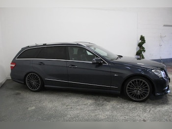 Used Mercedes-Benz E Class 2012 for sale - 79558342: Photo