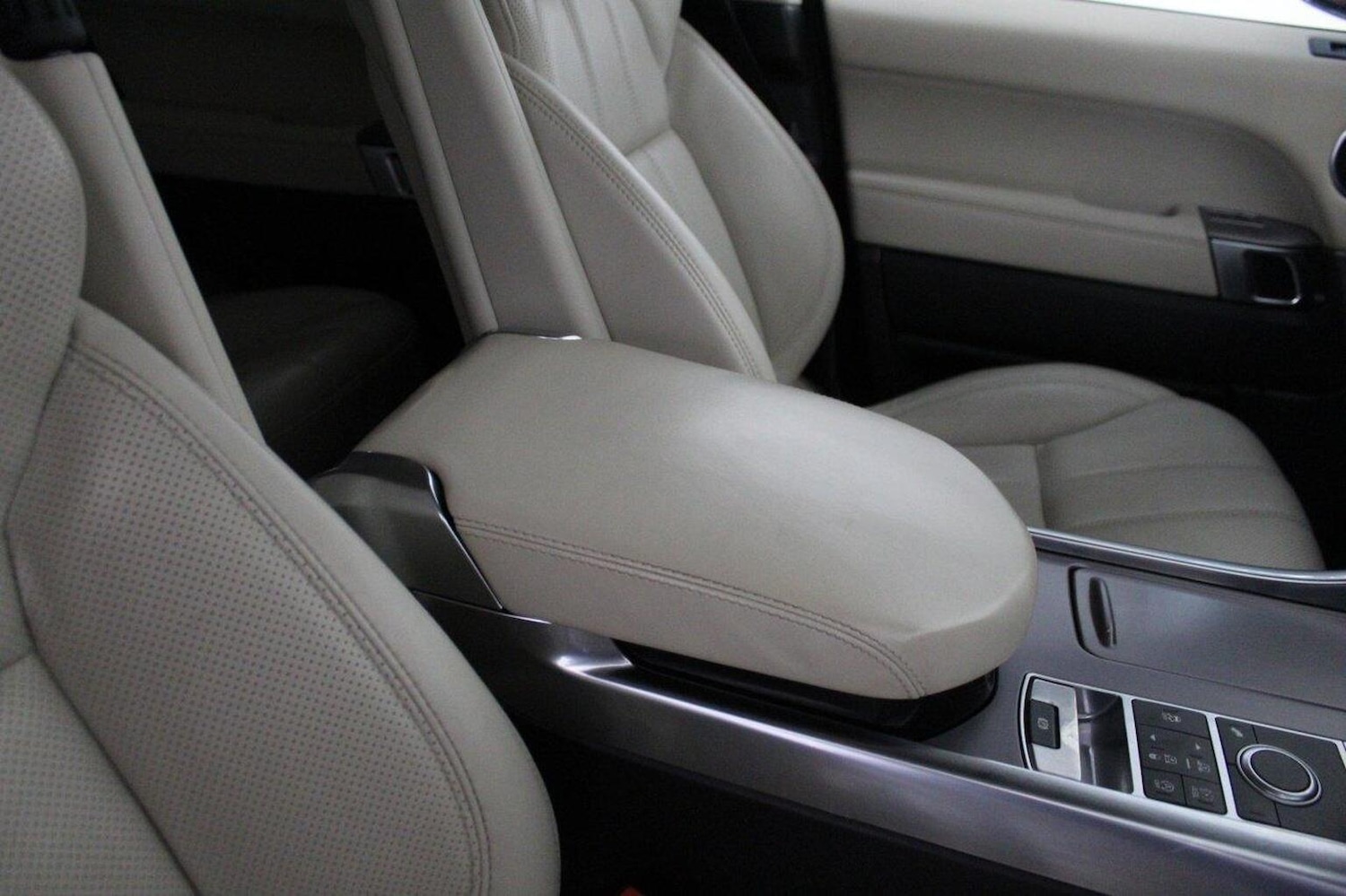 Used Land Rover Range Rover Sport 2014 for sale - 76769122: Photo 42