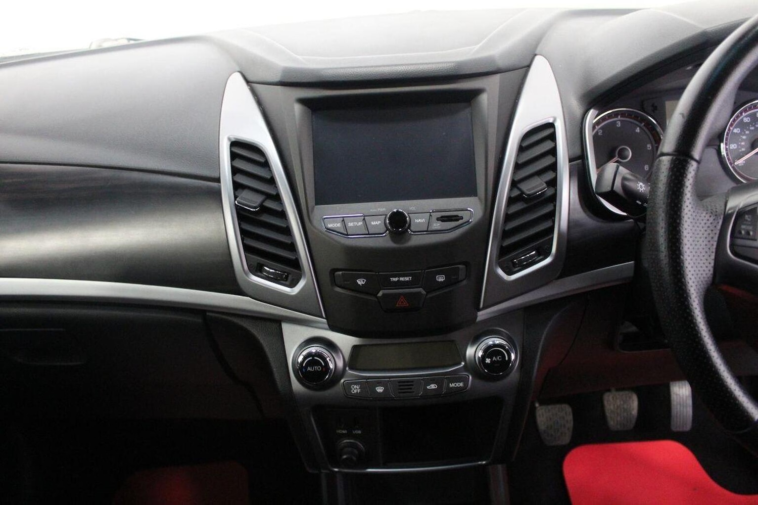 Used Ssangyong Korando 2017 for sale - 76293171: Photo 32