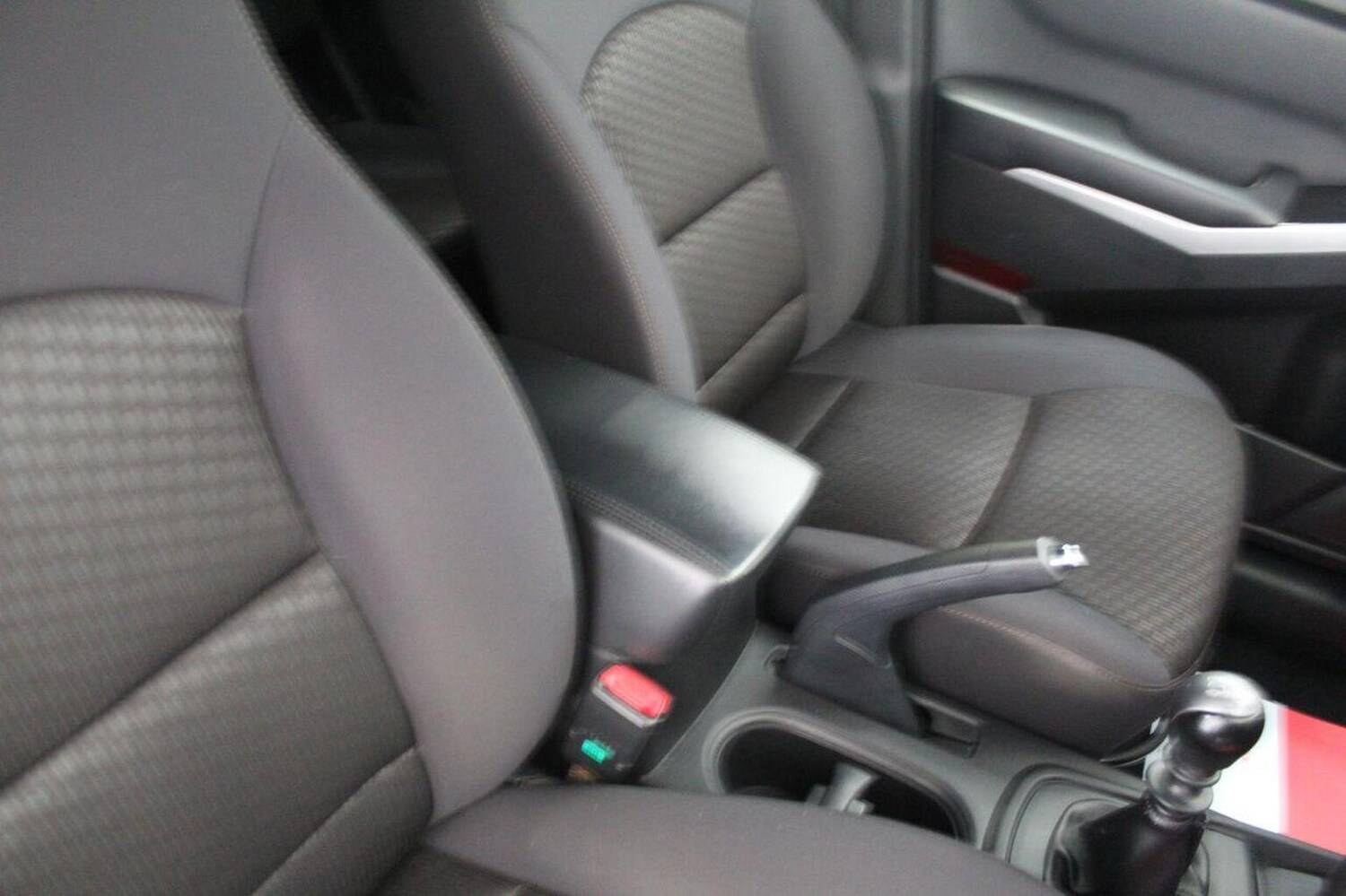 Used Ssangyong Korando 2017 for sale - 76293171: Photo 43