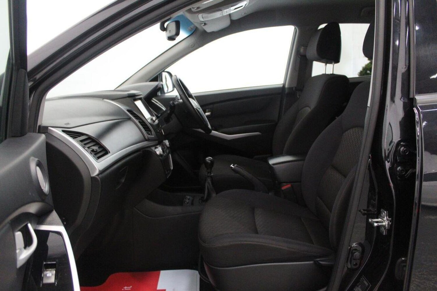 Used Ssangyong Korando 2017 for sale - 76293171: Photo 50