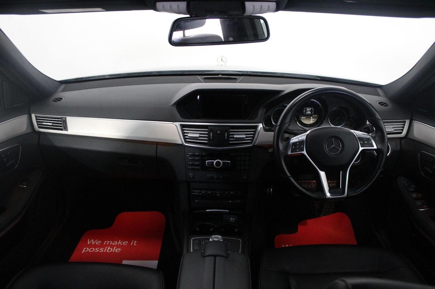 Used Mercedes-Benz E Class 2012 for sale - 77937951: Photo 28