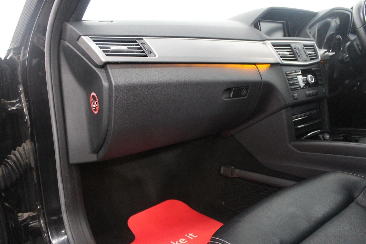 Used Mercedes-Benz E Class 2012 for sale - 77937951: Photo 30