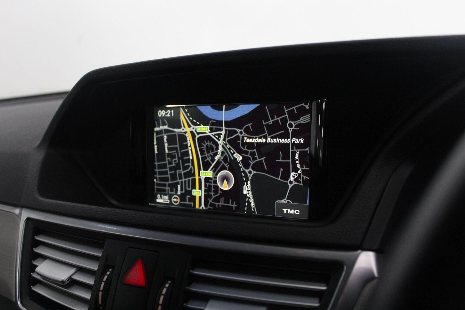 Used Mercedes-Benz E Class 2012 for sale - 77937951: Photo 35