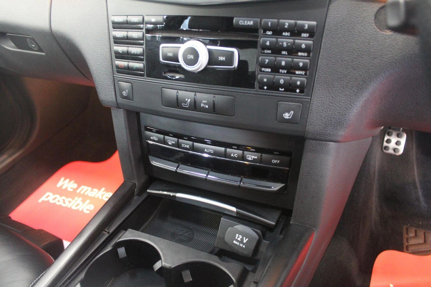 Used Mercedes-Benz E Class 2012 for sale - 77937951: Photo 38