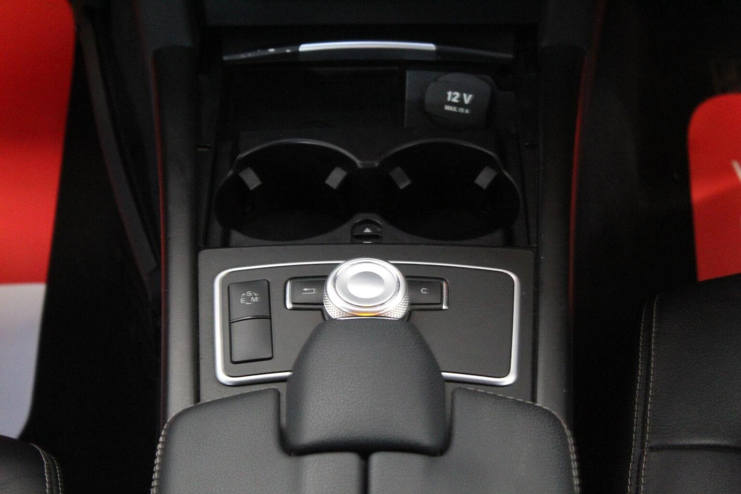 Used Mercedes-Benz E Class 2012 for sale - 77937951: Photo 40