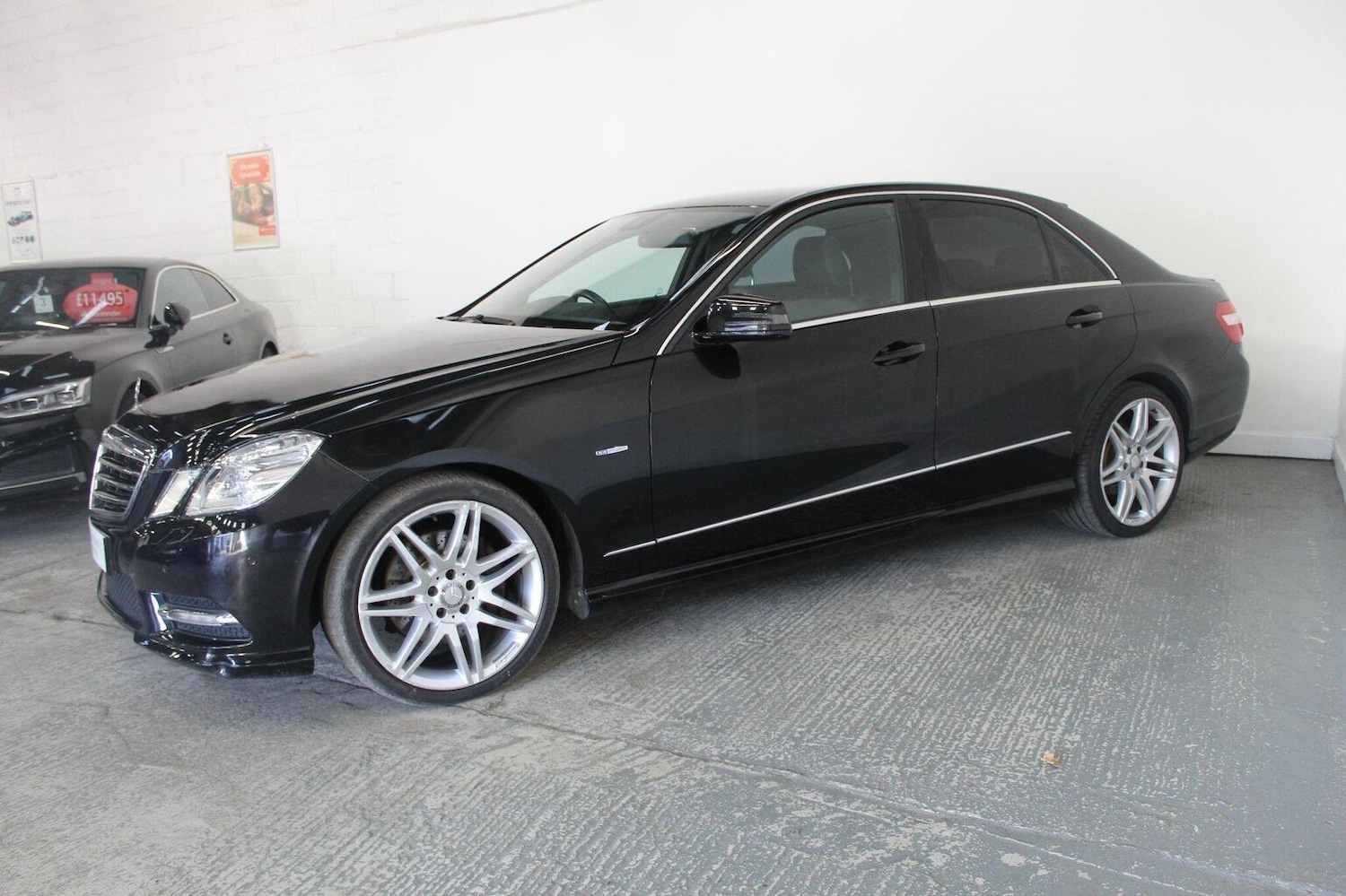 Used Mercedes-Benz E Class 2012 for sale - 77937951: Photo 5