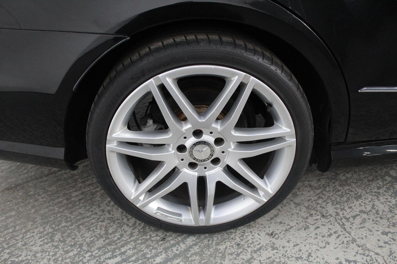 Used Mercedes-Benz E Class 2012 for sale - 77937951: Photo 54