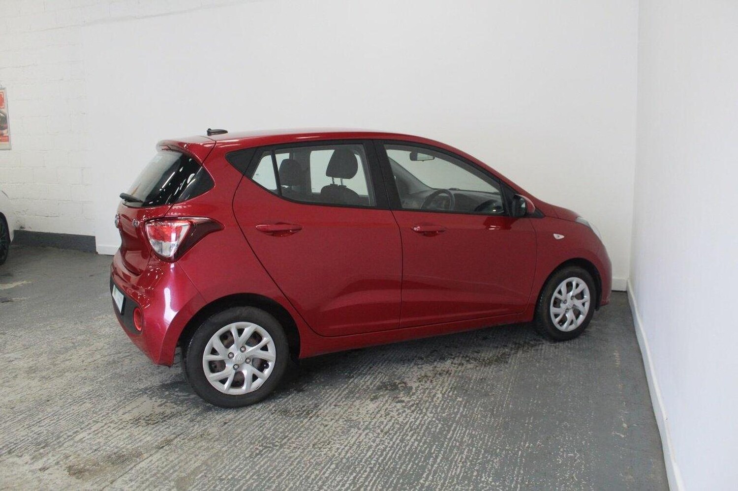 Used Hyundai i10 2019 for sale - 77464597: Photo 11