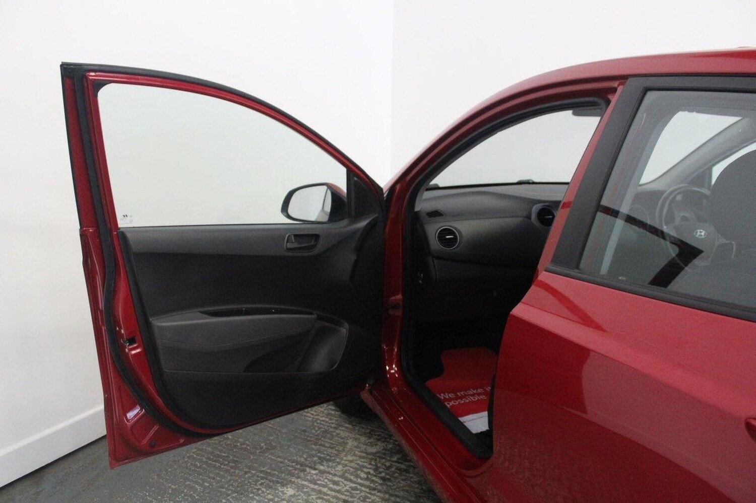 Used Hyundai i10 2019 for sale - 77464597: Photo 24