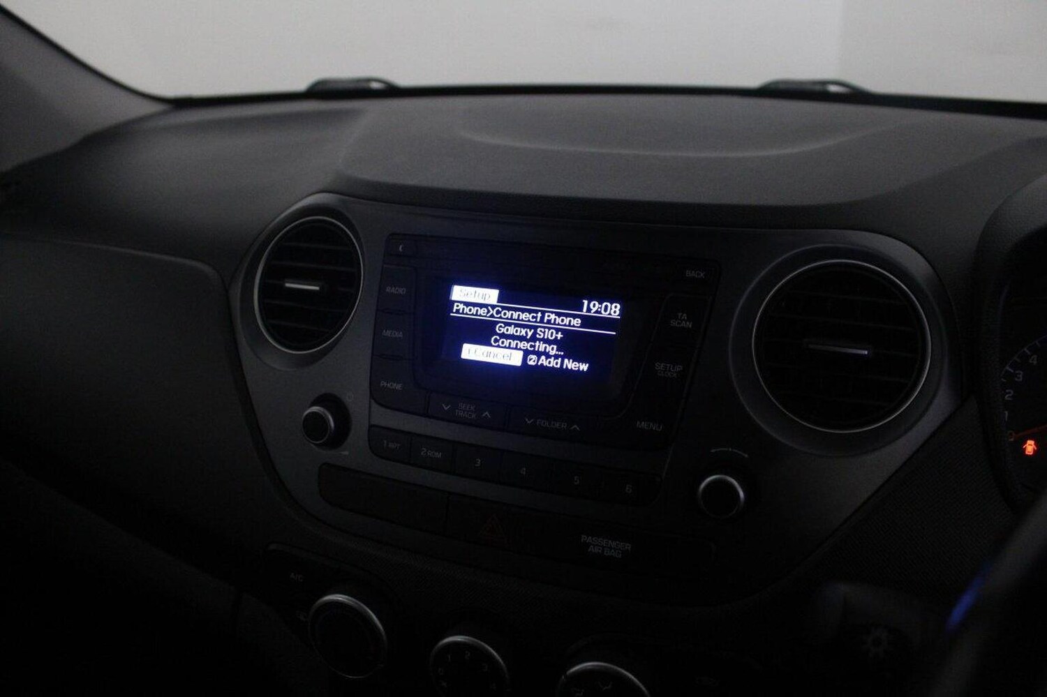 Used Hyundai i10 2019 for sale - 77464597: Photo 33