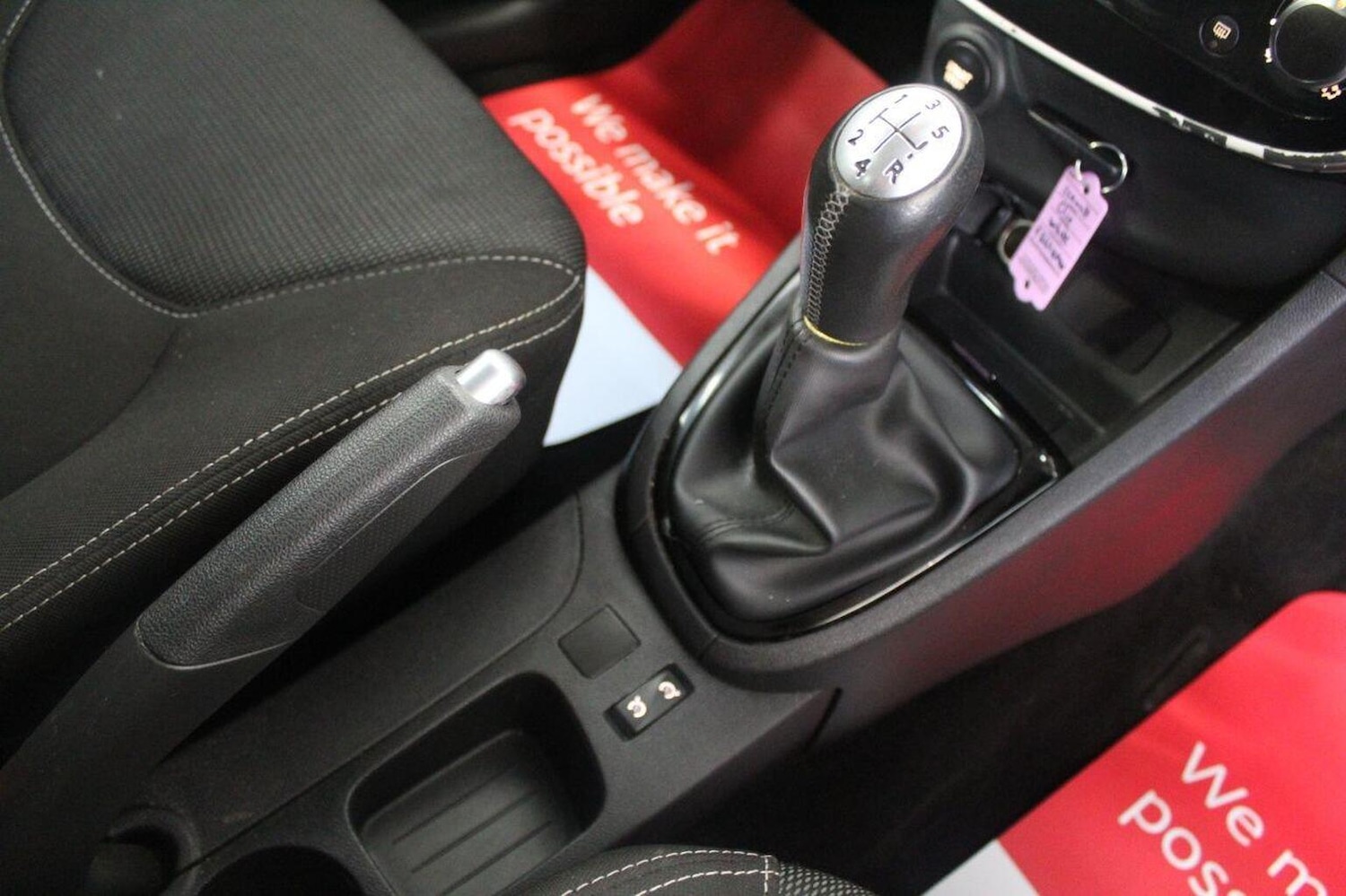 Used Renault Clio 2015 for sale - 77937908: Photo 37