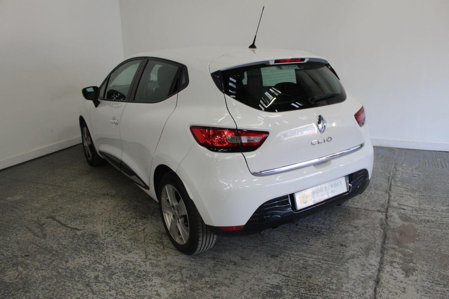 Used Renault Clio 2015 for sale - 77937908: Photo 7