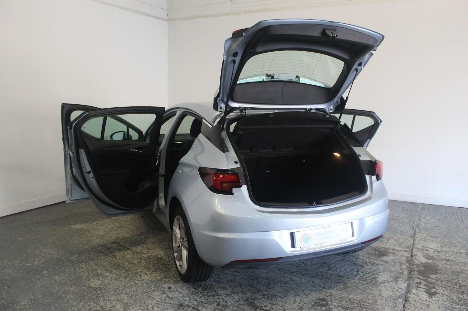 Used Vauxhall Astra 2017 for sale - 77385367: Photo 19