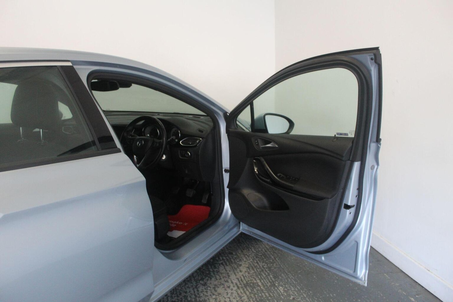 Used Vauxhall Astra 2017 for sale - 77385367: Photo 23