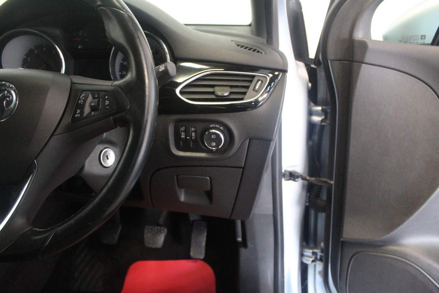 Used Vauxhall Astra 2017 for sale - 77385367: Photo 44