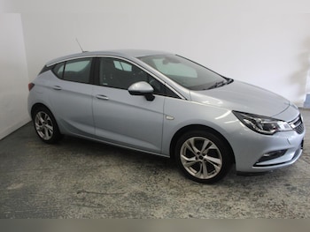 Used Vauxhall Astra 2017 for sale - 77385367: Photo