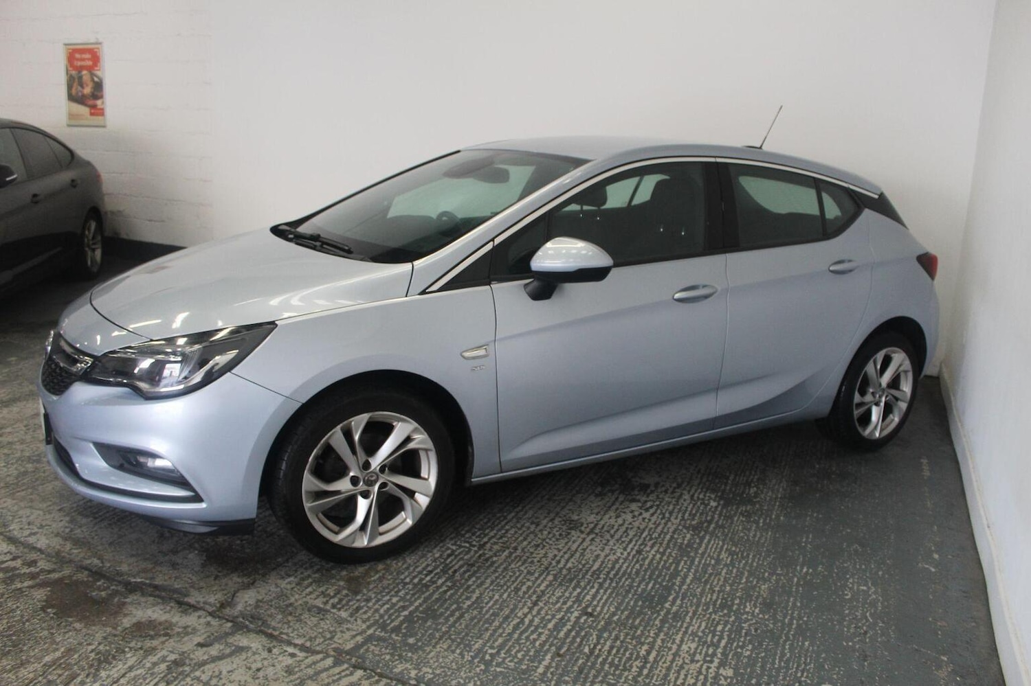 Used Vauxhall Astra 2017 for sale - 77385367: Photo 5