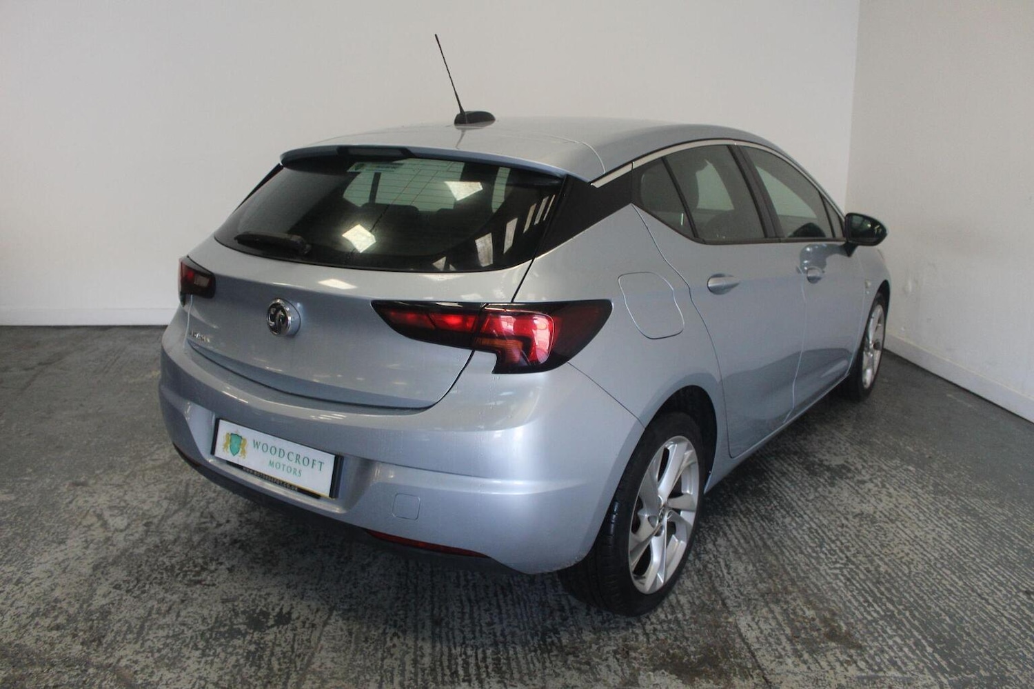 Used Vauxhall Astra 2017 for sale - 77385367: Photo 8