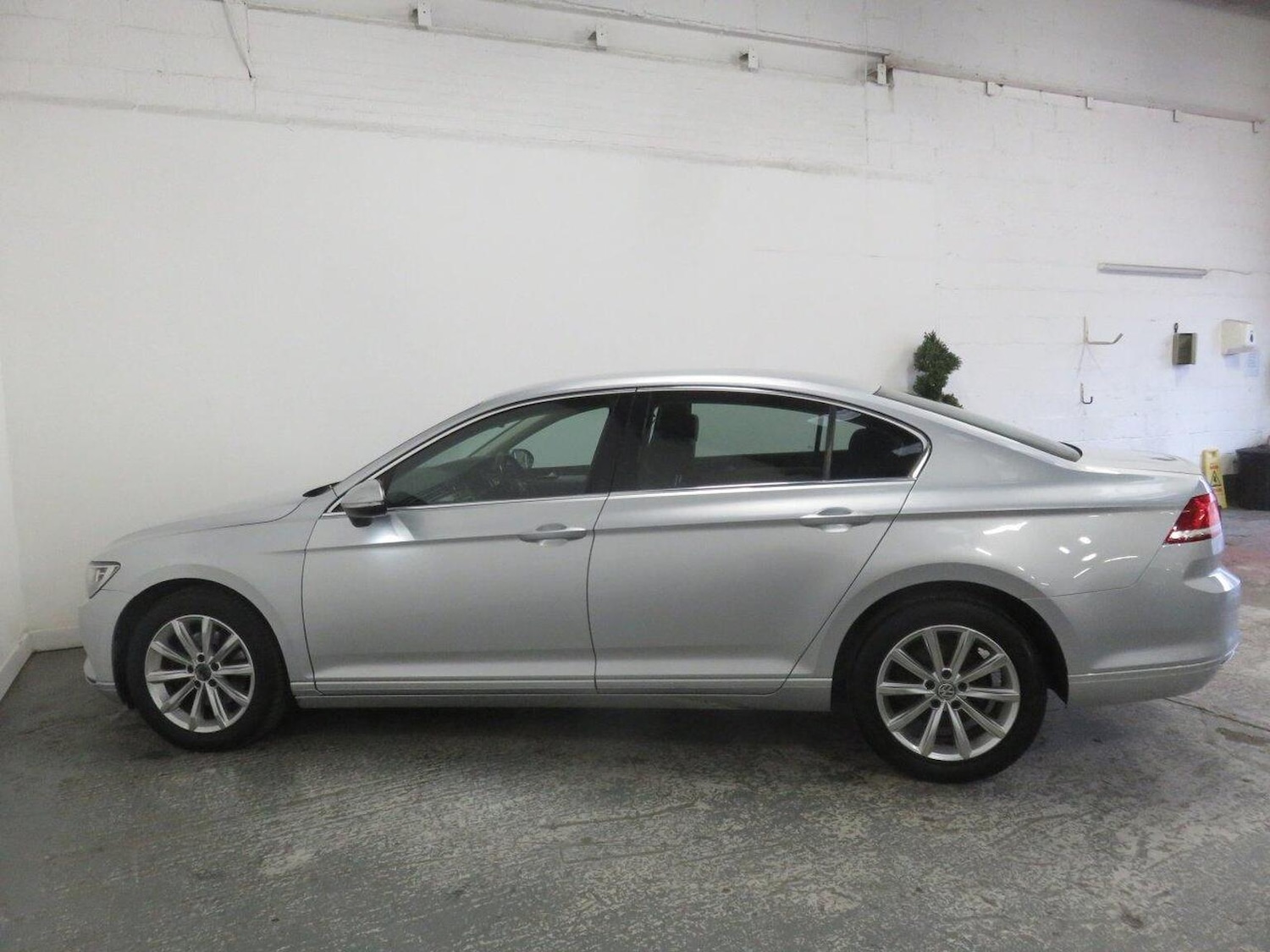 Used Volkswagen Passat 2016 for sale - 77241871: Photo 10