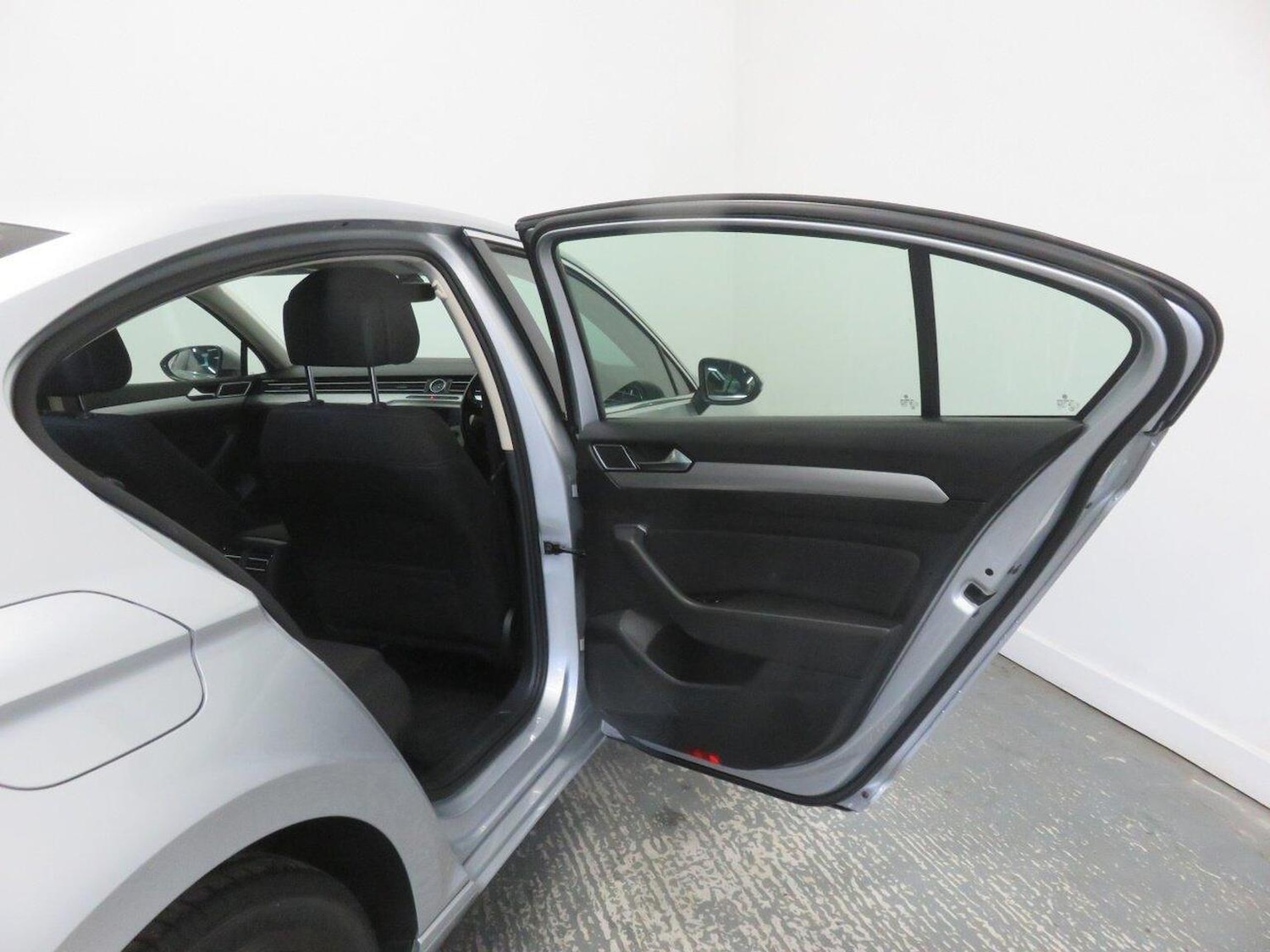 Used Volkswagen Passat 2016 for sale - 77241871: Photo 26