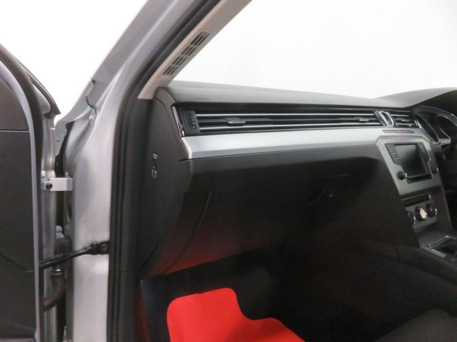 Used Volkswagen Passat 2016 for sale - 77241871: Photo 31