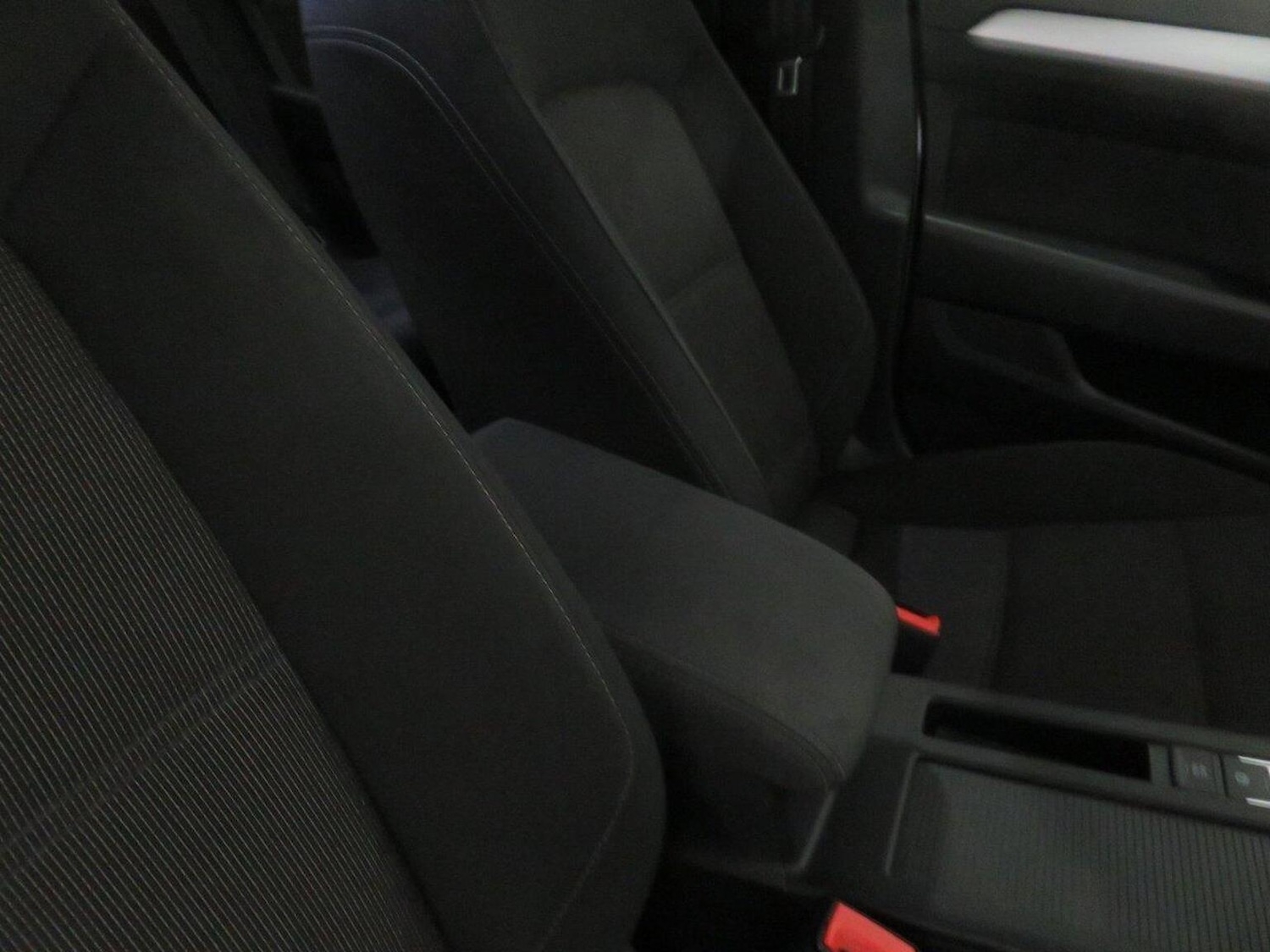 Used Volkswagen Passat 2016 for sale - 77241871: Photo 42