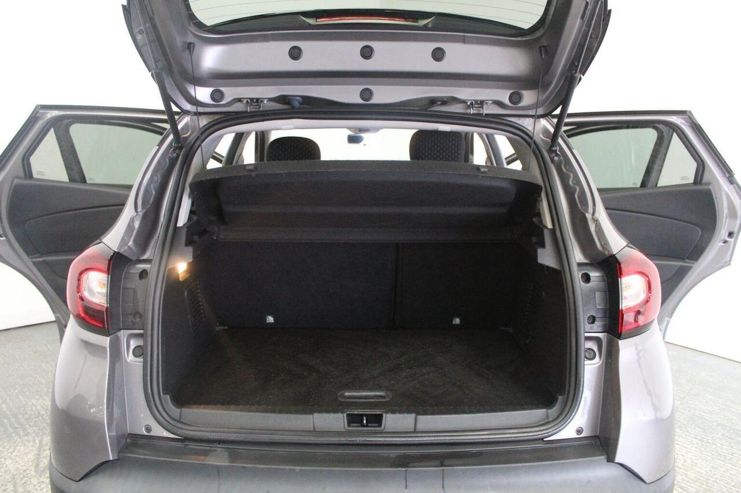 Used Renault Captur 2017 for sale - 75962750: Photo 23