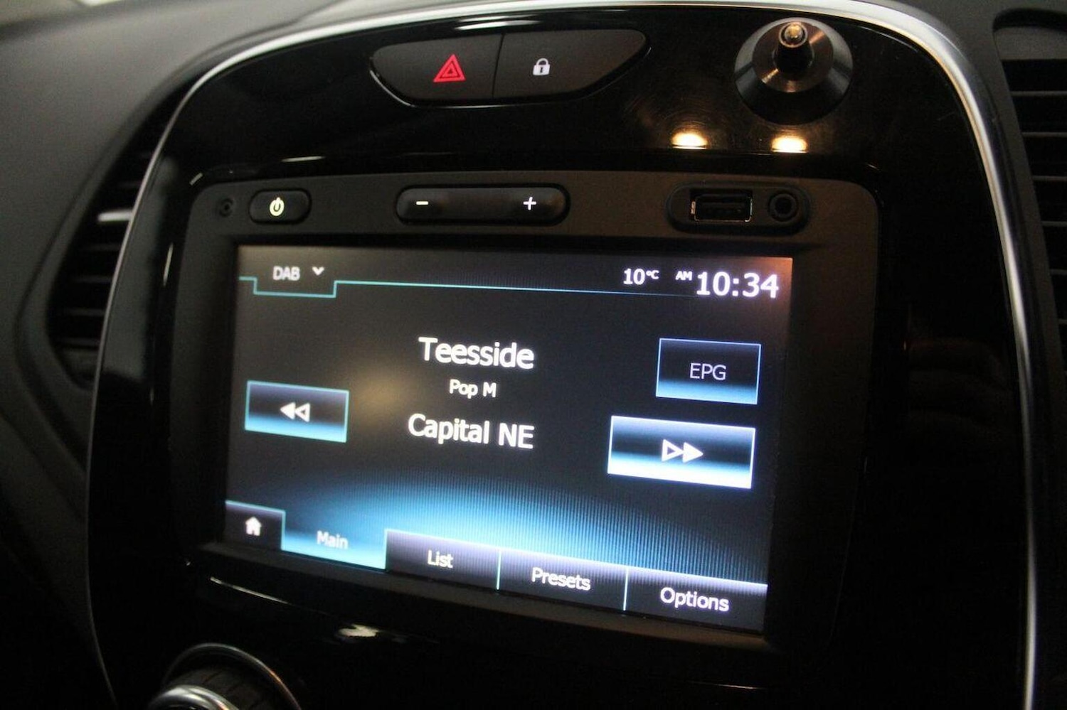 Used Renault Captur 2017 for sale - 75962750: Photo 35