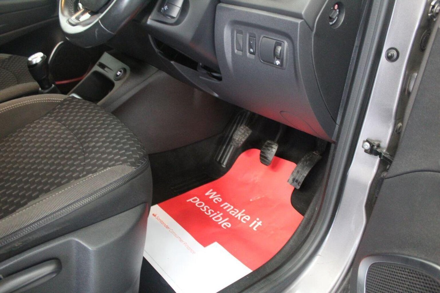 Used Renault Captur 2017 for sale - 75962750: Photo 48