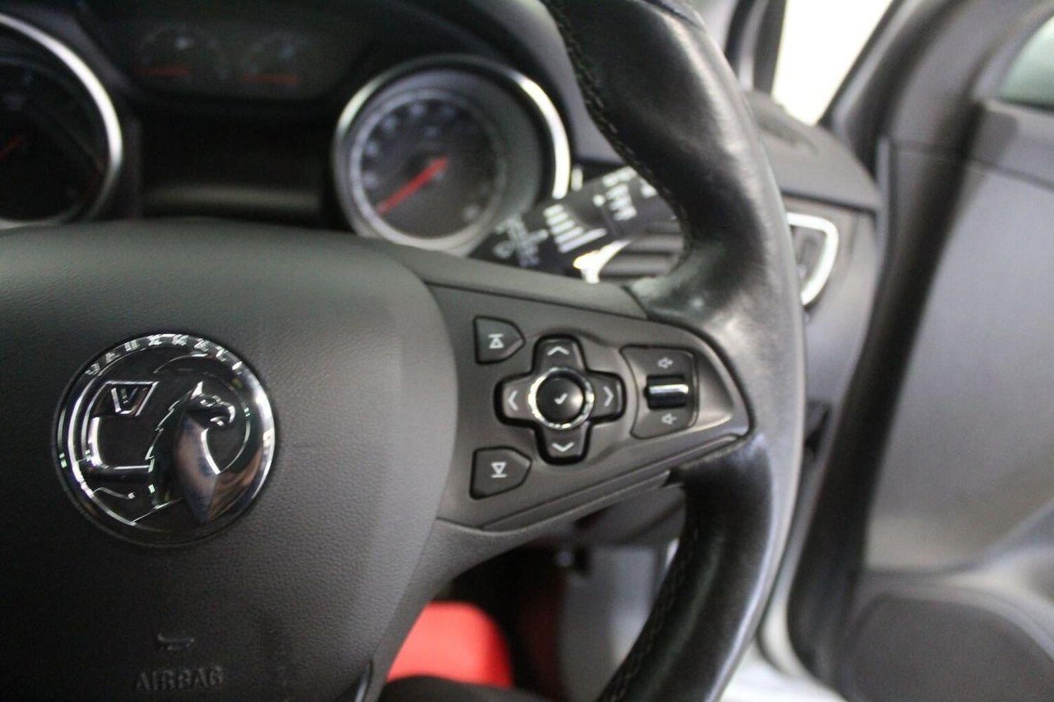 Used Vauxhall Astra 2016 for sale - 77008085: Photo 44