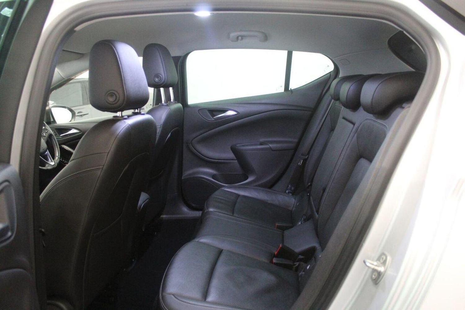 Used Vauxhall Astra 2016 for sale - 77008085: Photo 50