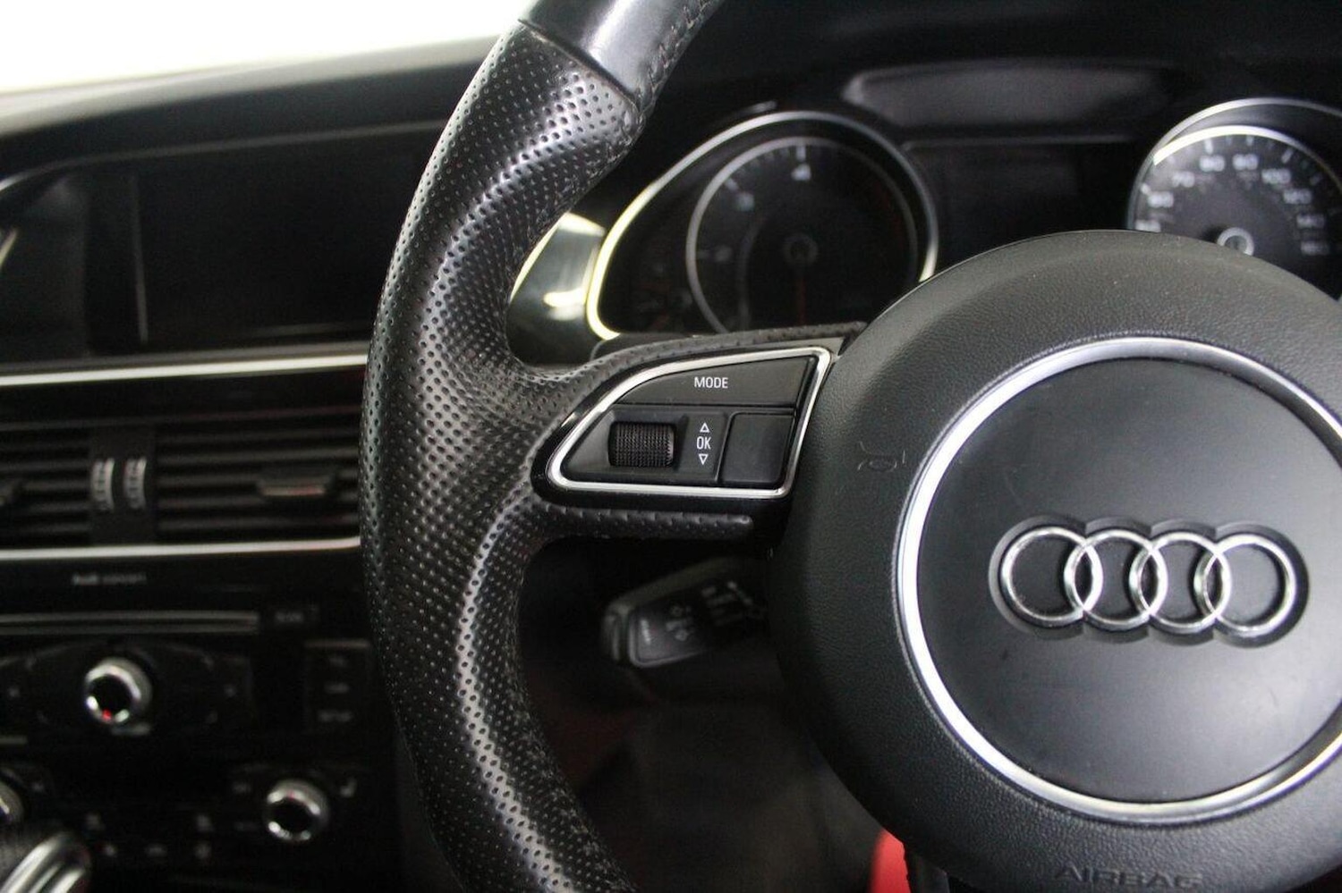 Used Audi A5 2014 for sale - 76262982: Photo 42