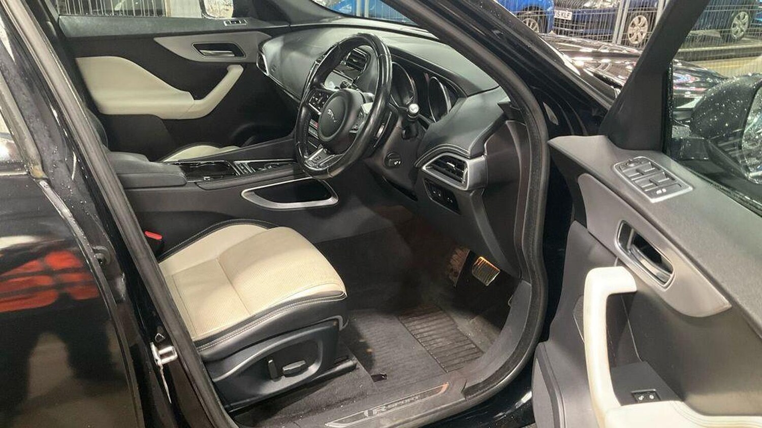 Used Jaguar F-Pace 2016 for sale - 77567473: Photo 14