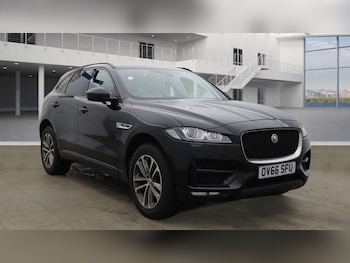 Used Jaguar F-Pace 2016 for sale - 77567473: Photo