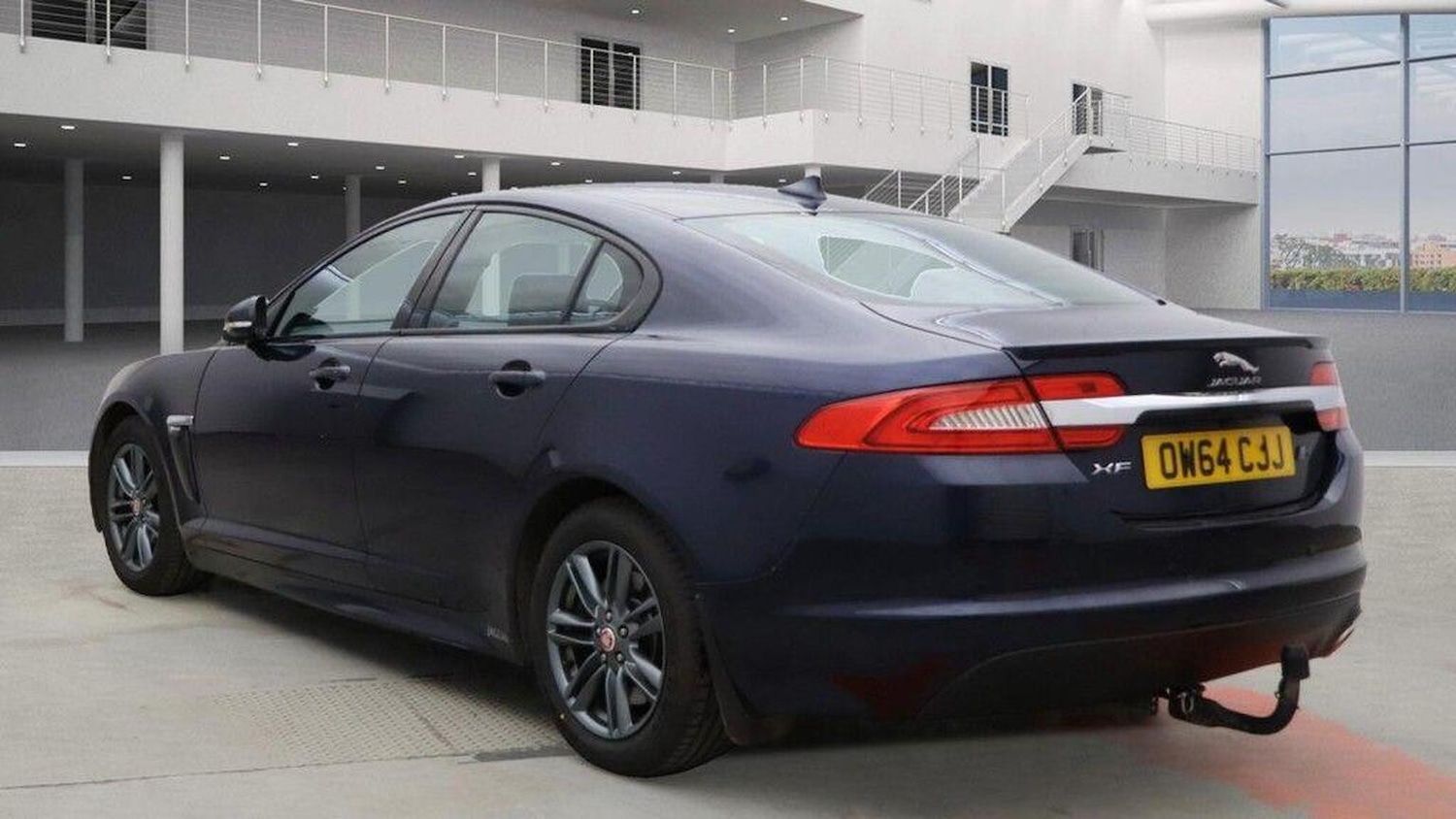 Used Jaguar XF 2015 for sale - 76421883: Photo 6