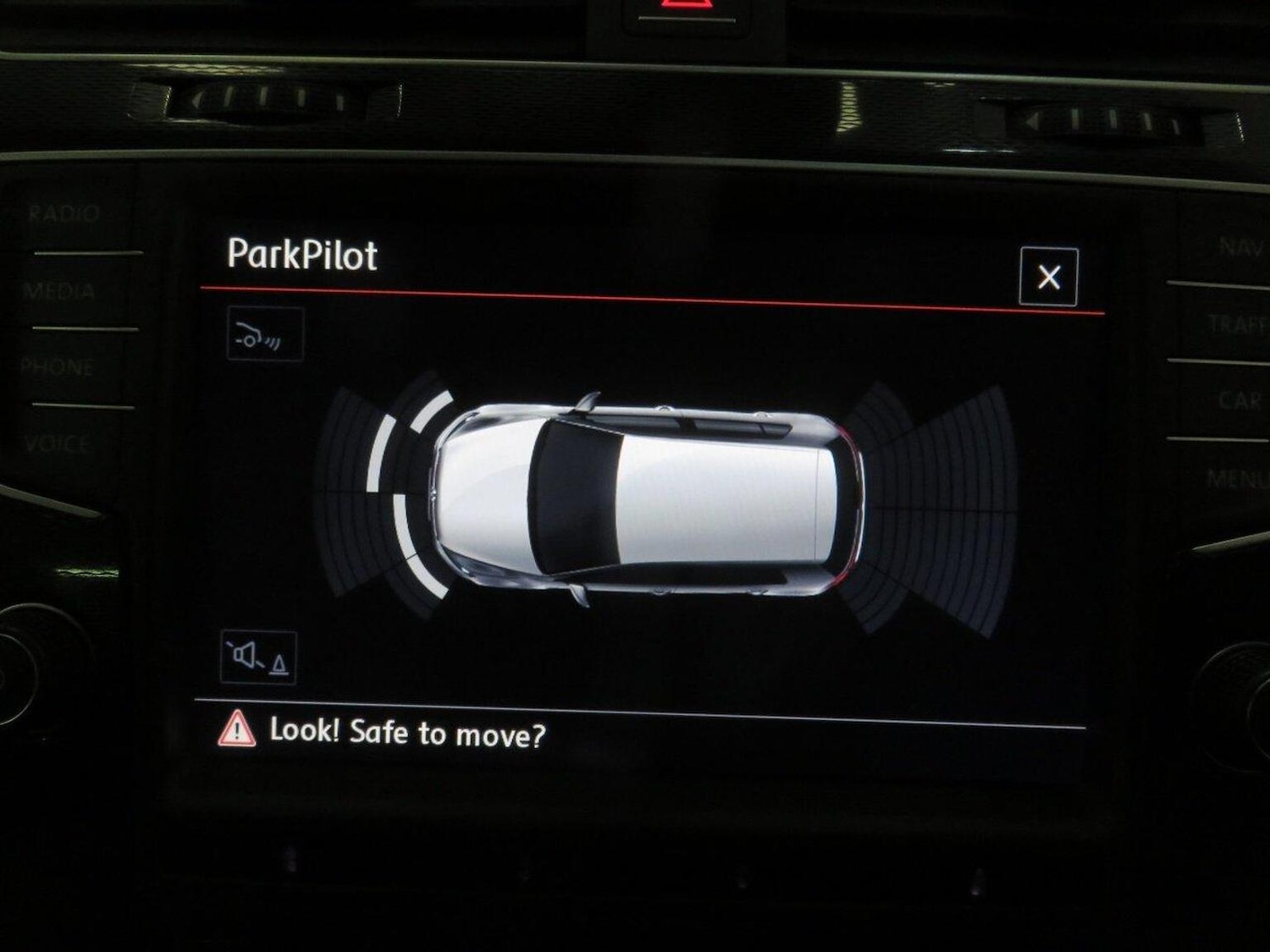 Used Volkswagen Golf 2018 for sale - 78168742: Photo 32