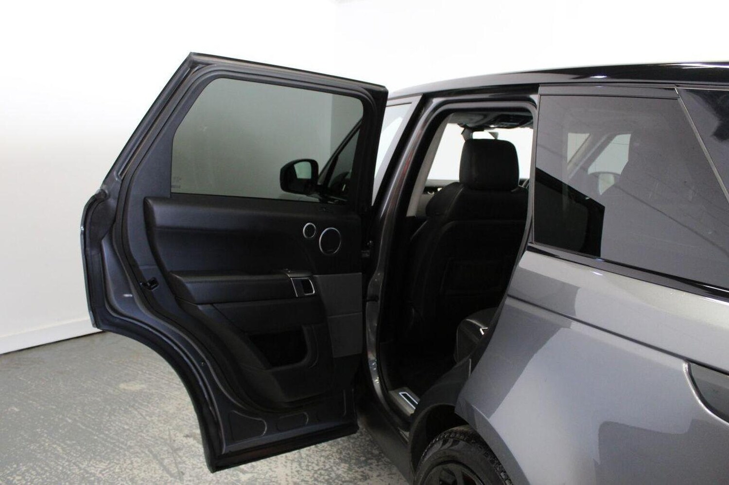 Used Land Rover Range Rover Sport 2017 for sale - 77572770: Photo 31