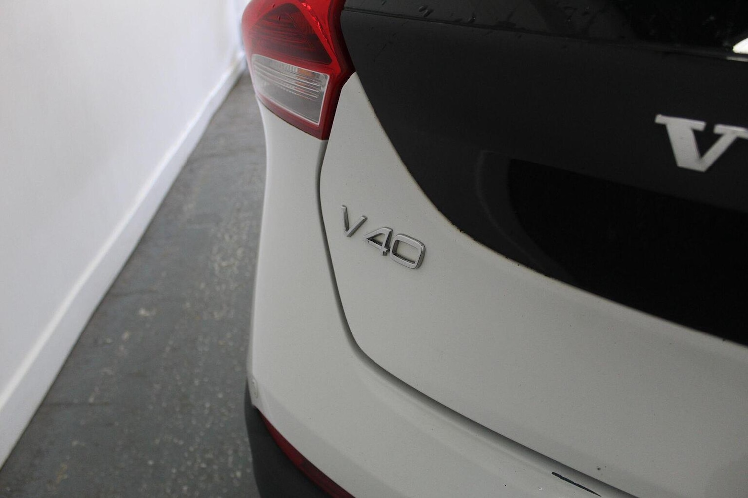 Used Volvo V40 2015 for sale - 77938019: Photo 16