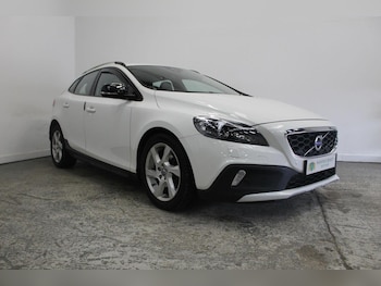 Volvo V40 Cross Country feature image