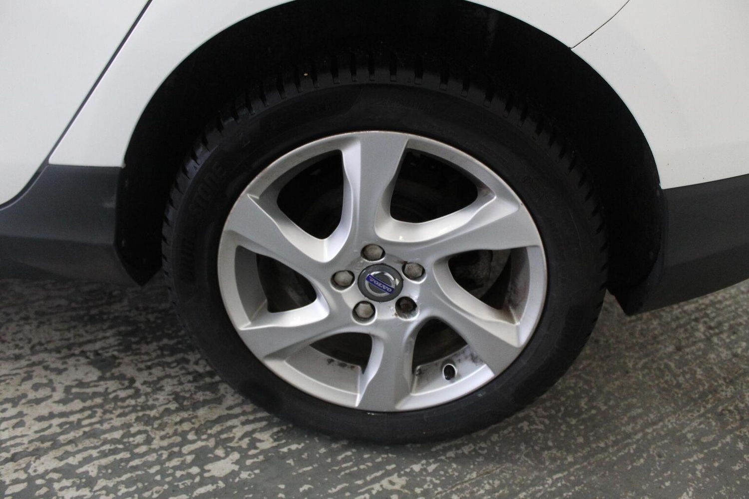 Used Volvo V40 2015 for sale - 77938019: Photo 54