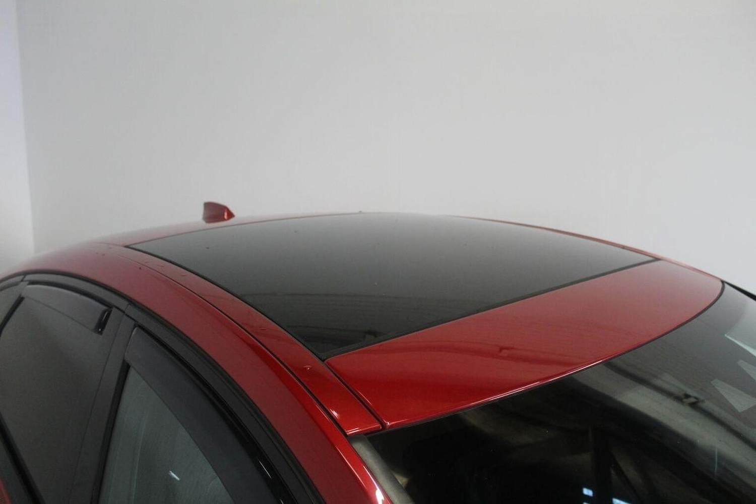 Used Jaguar XF 2015 for sale - 77937841: Photo 21