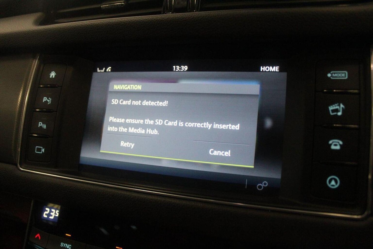 Used Jaguar XF 2015 for sale - 77937841: Photo 44