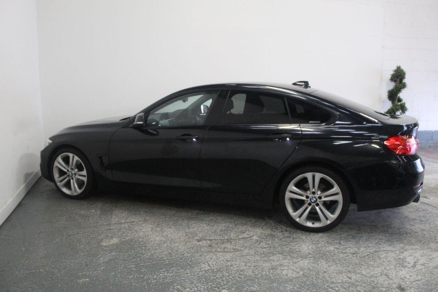 Used BMW 4 Series Gran Coupe 2016 for sale - 77937815: Photo 10